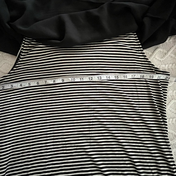 Chico’s Black and White Striped Women's Tank with Polyester Black overlay Large - Picture 9 of 13